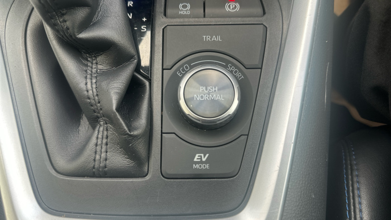 Toyota RAV4 2.5 VVT-i Hybrid Dynamic 5dr CVT Hybrid Estate